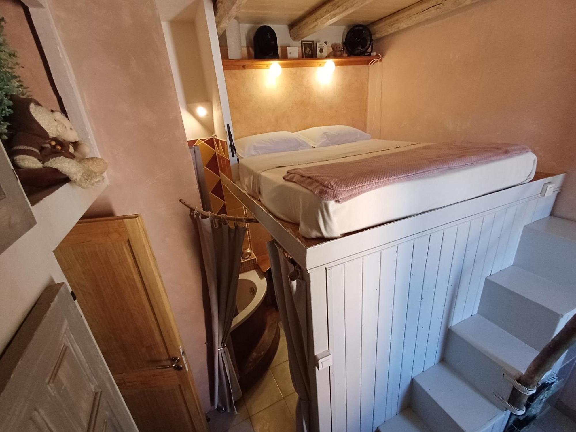 Casaluna, Chambre Climatisee Dans Maison De Village Sotta Bagian luar foto